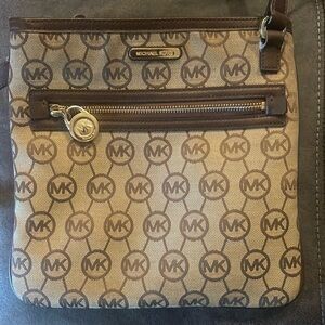 Michael Kors Crossbody